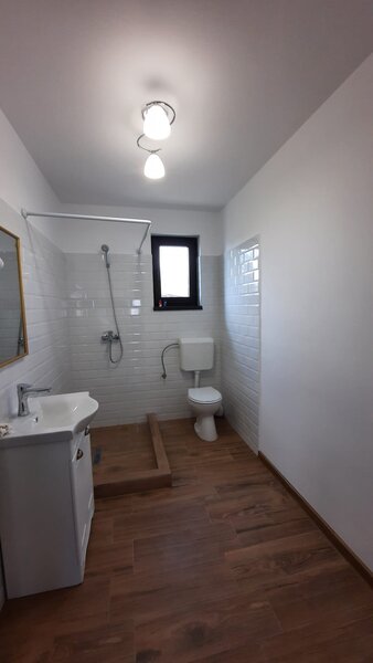 Buturugeni, casa deosebita, langa Bucuresti 20 km, proprietate personala